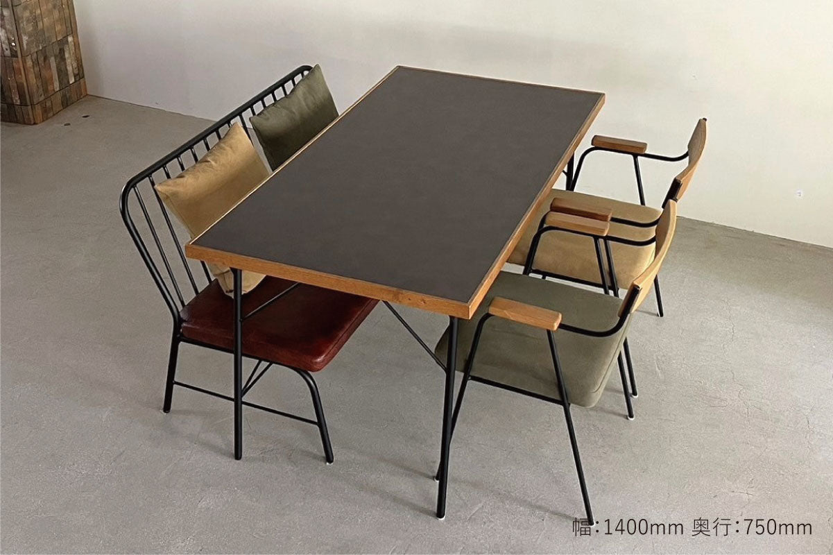 Karma(カーマ)ダイニングテーブル