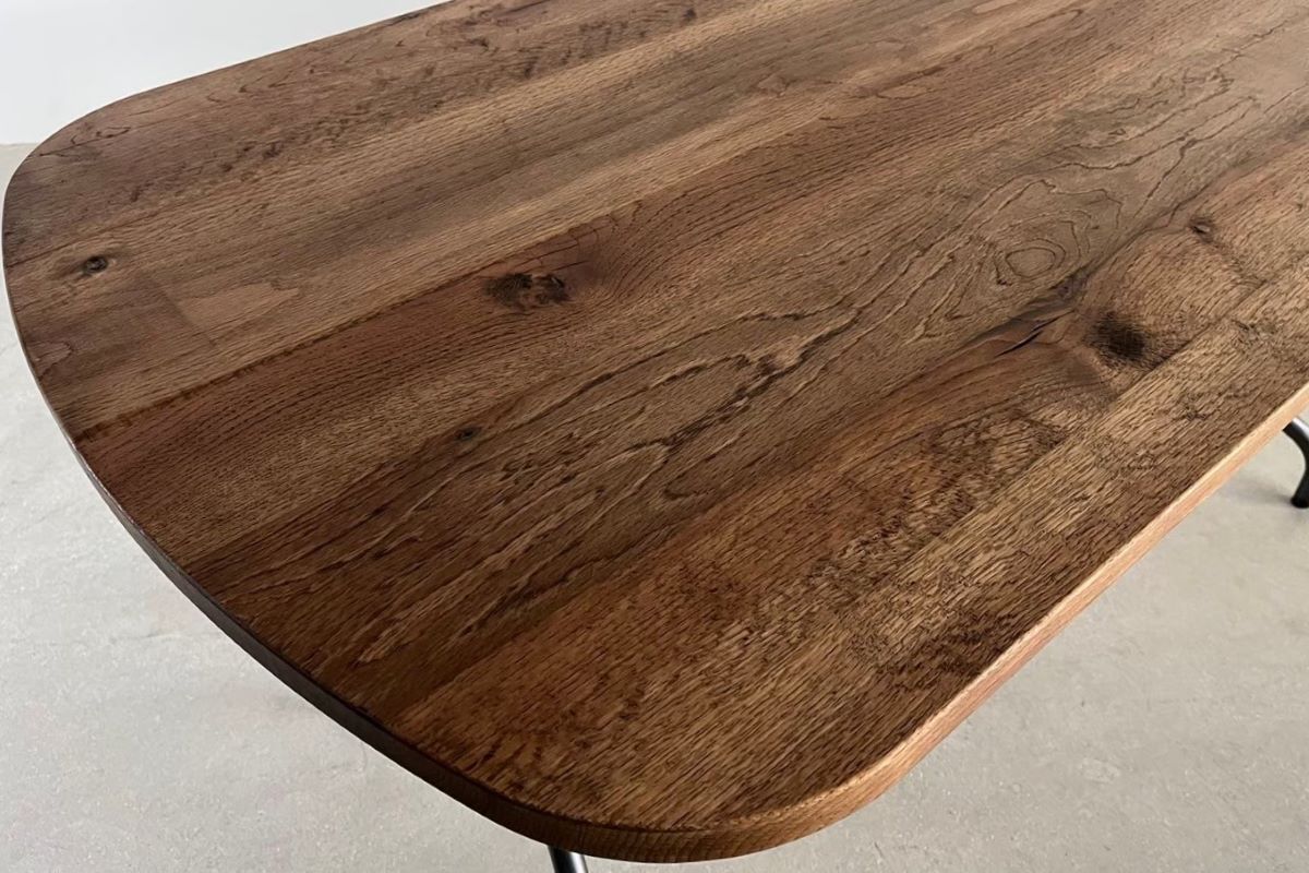 Capone(カポネ)テーブル