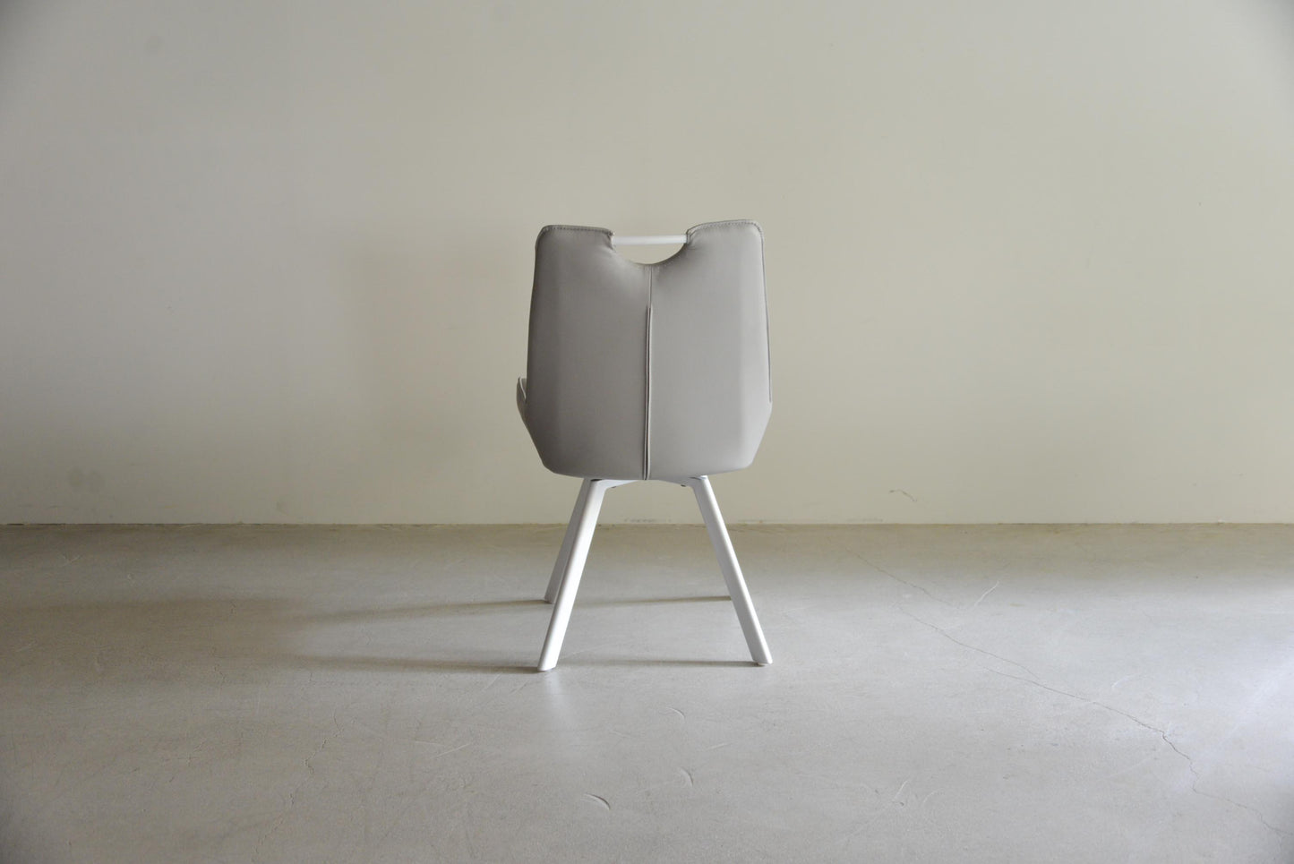 SW回転チェア(後ろから)