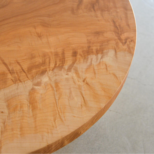 栃 一枚板 丸テーブル(木目アップ)