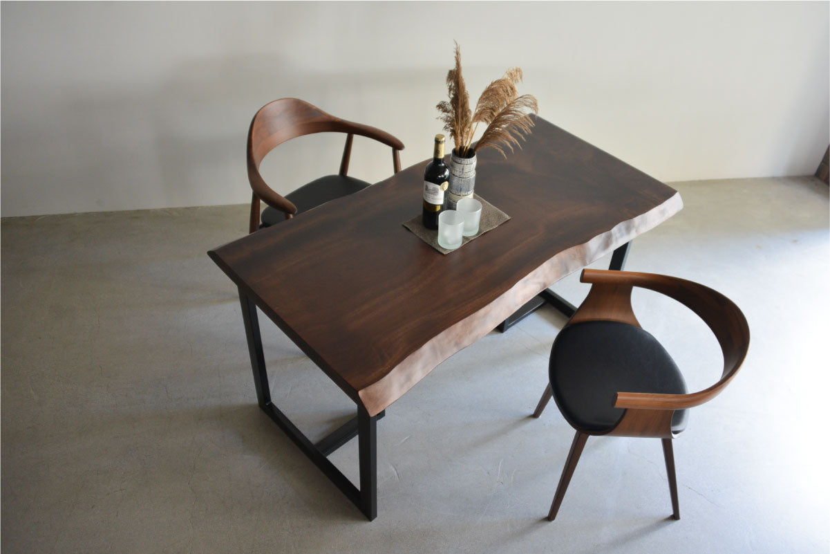 楠一枚板のコーディネート事例