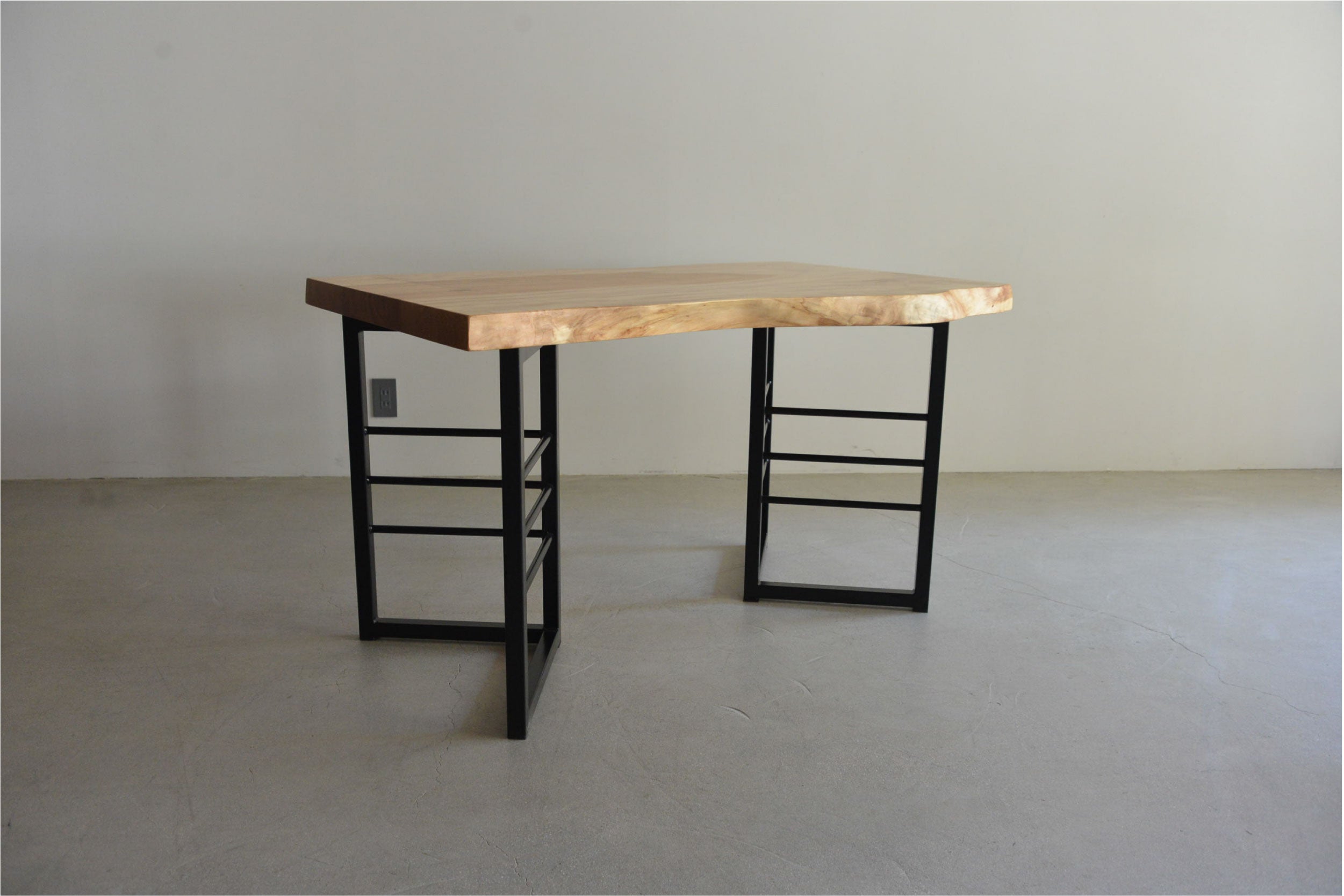 テーブル – 十二十家具