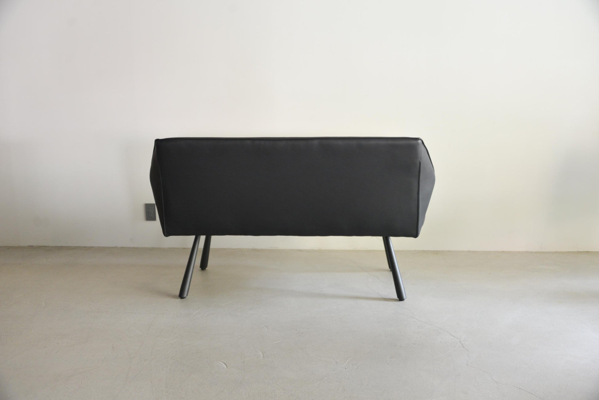 ダンクダイニングベンチ（背面）