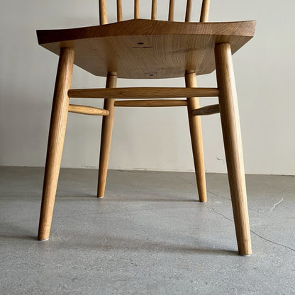 エドワードチェア（オーク・下から）