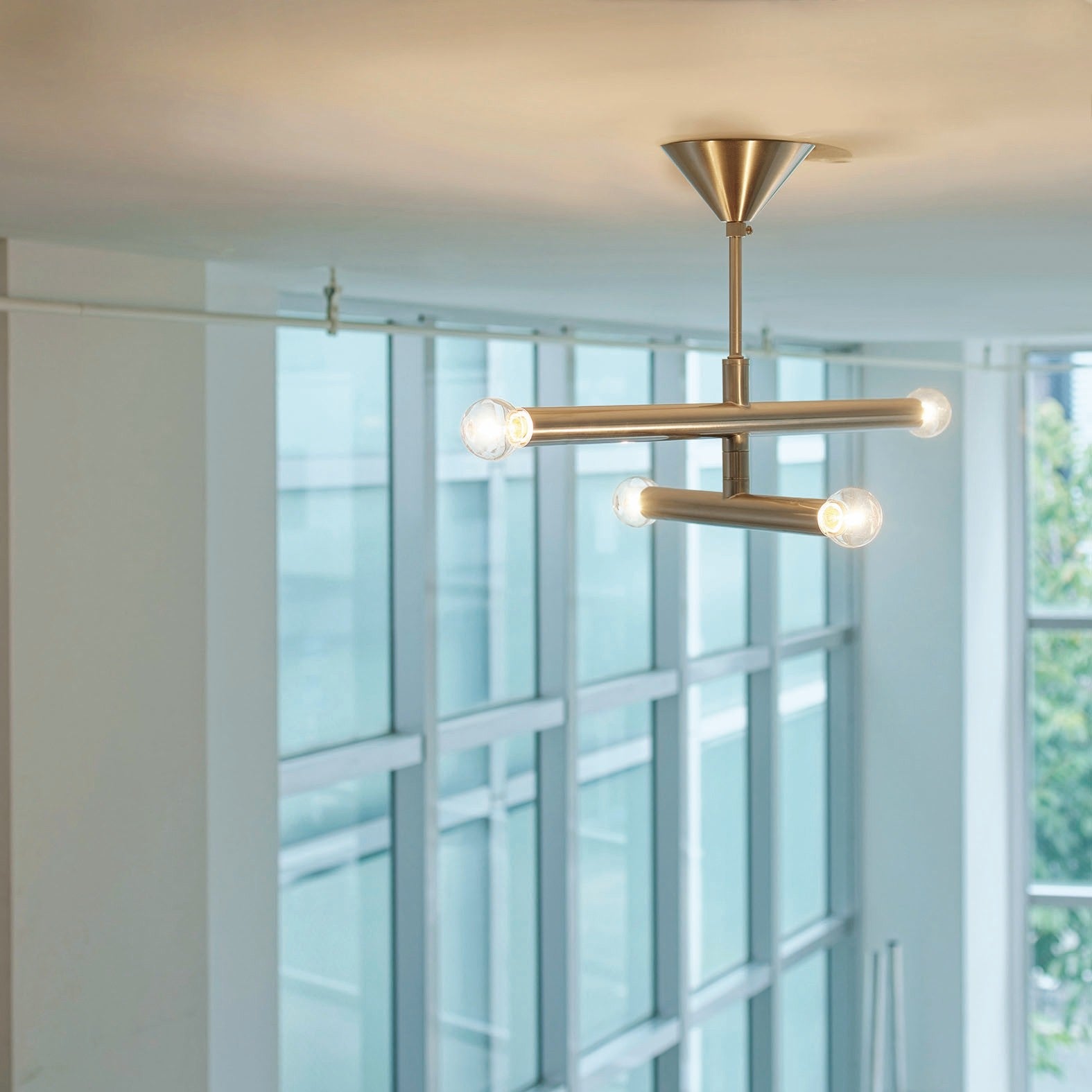 フォンクシオン　白熱電球（点灯時）