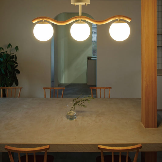 Houleシーリングライト（点灯時）