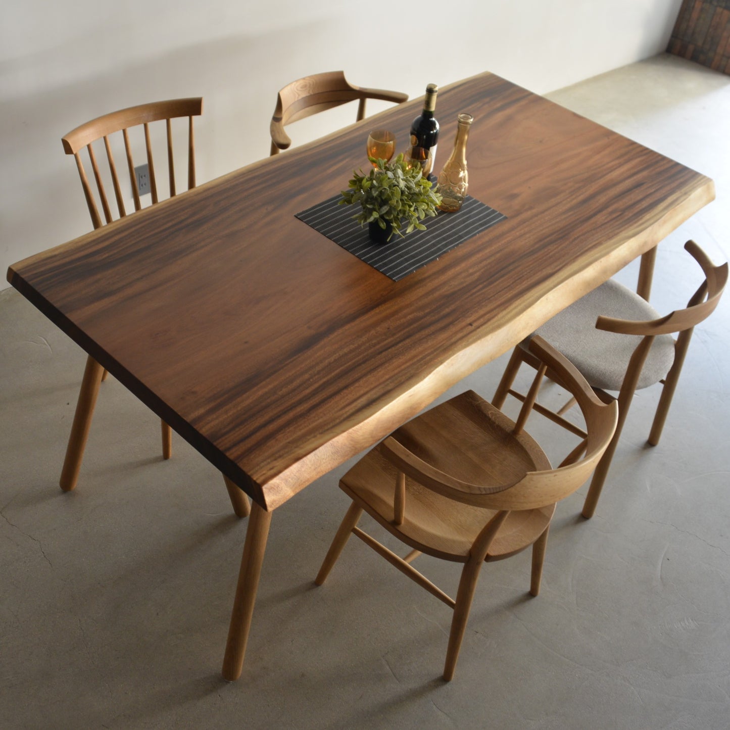 モンキーポッド一枚板60297 使用イメージ