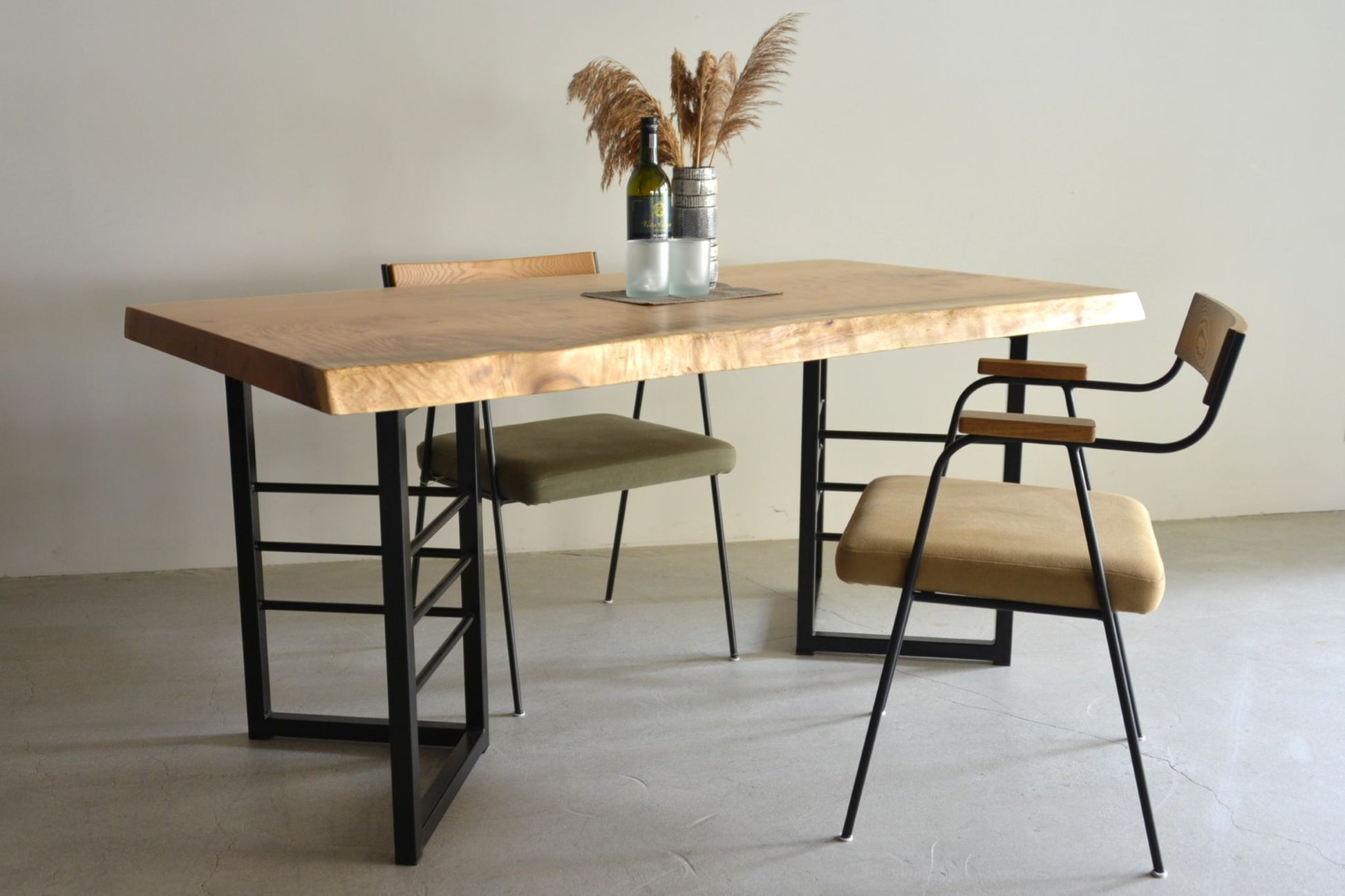 マートル一枚板59728（横から）