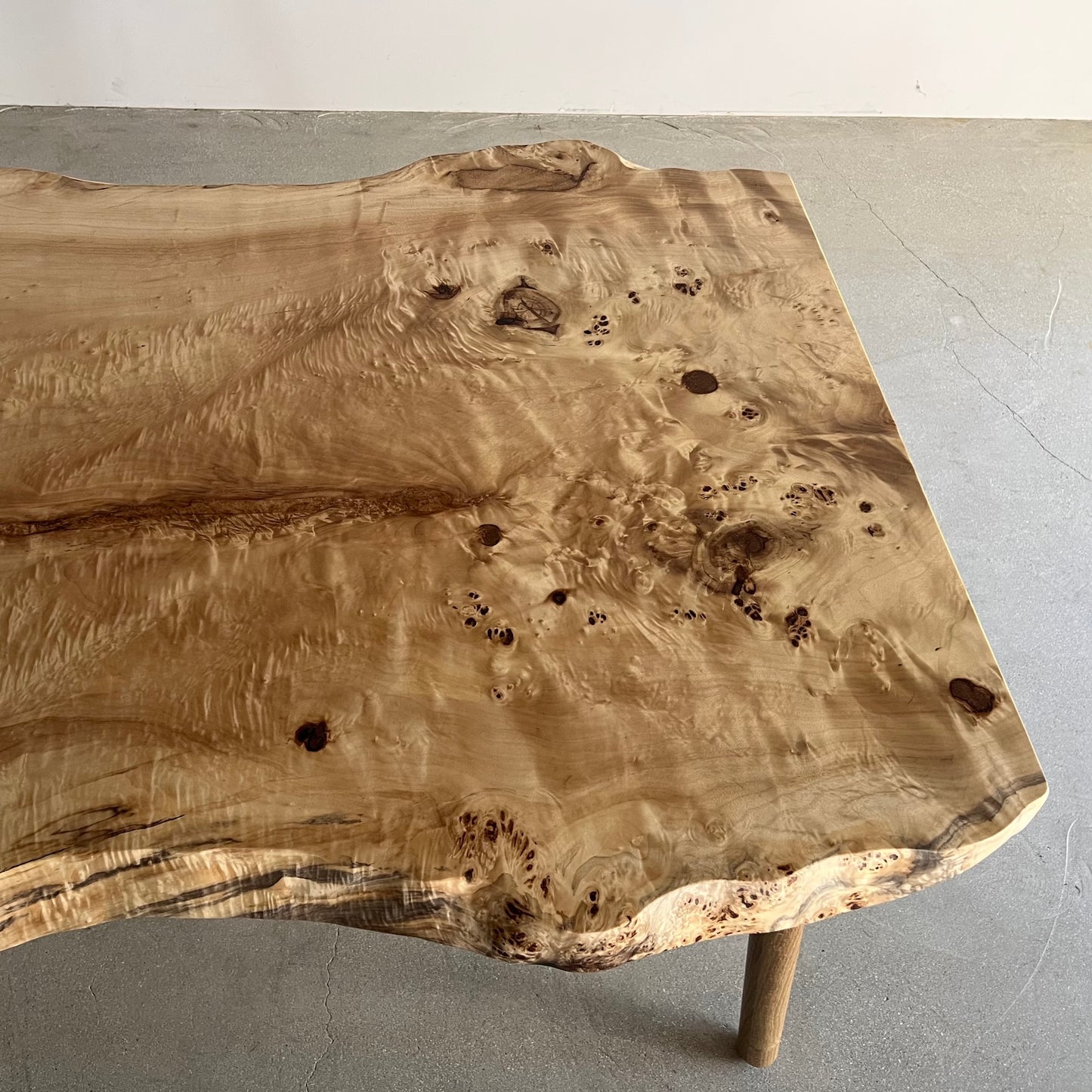 ポプラ一枚板　木目のアップ