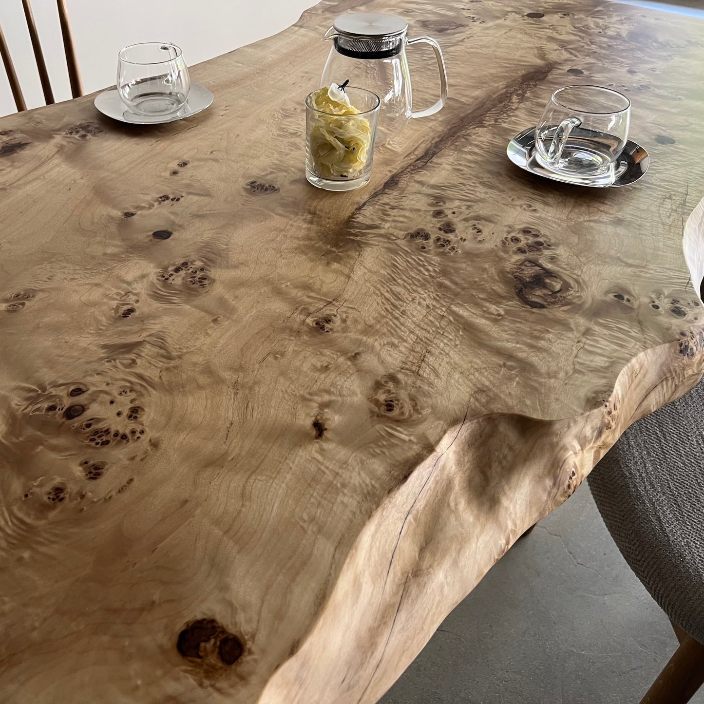 ポプラ一枚板　木目のアップ