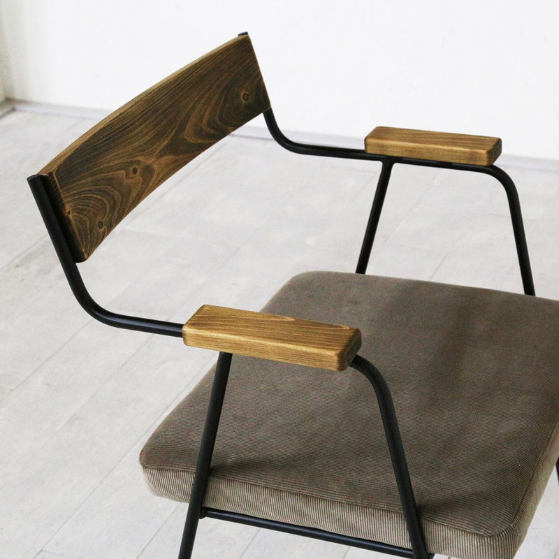 ラズルチェア02　（木部ヒノキ、張地コーデュロイカーキ）