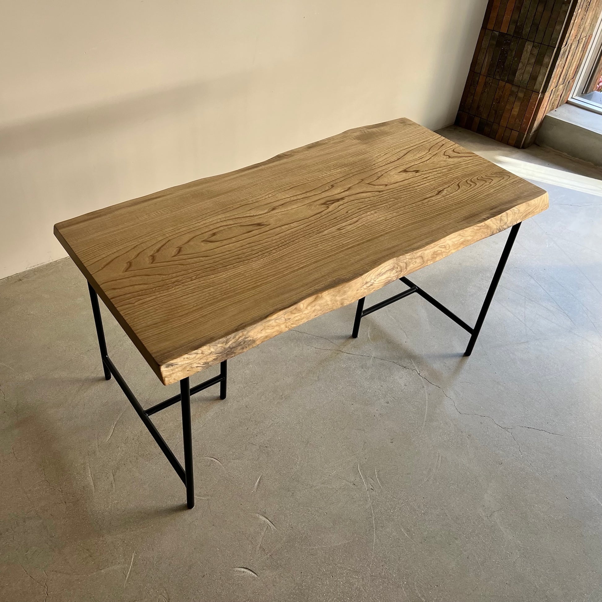 栓（せん）一枚板　上からの写真