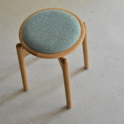 シズクルスツール（オーク・C-SJ）上から