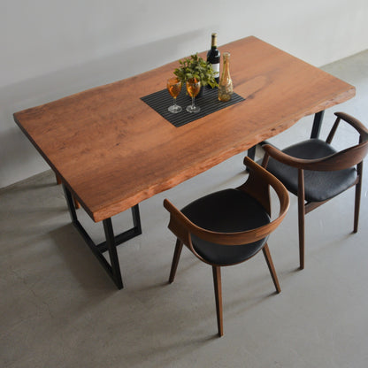 タウン52045　ダイニングテーブルとしての使用例